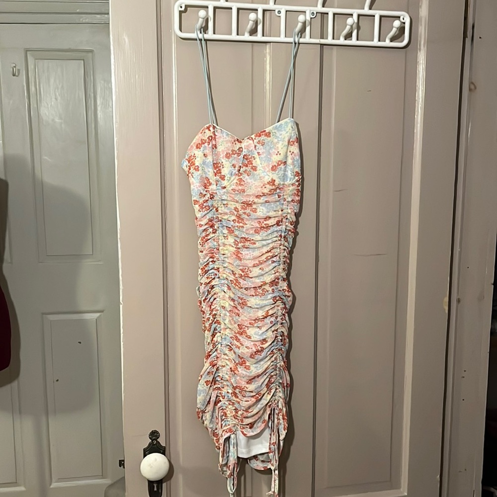 Almost Famous Floral Stretchy dress